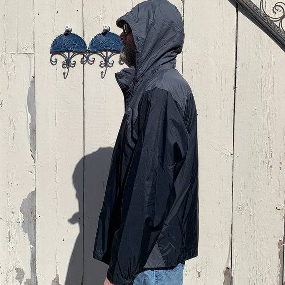 Men's Windbreaker - Picture 5 of 9